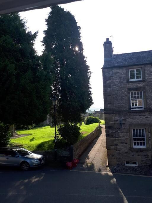 Holly Tree Cottage - Central Kirkby Lonsdale 3 Bedroom Bagian luar foto